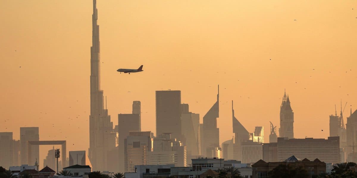 Burj Khalifa Evacuated Amidst Iran Conflict: Dubai on Edge